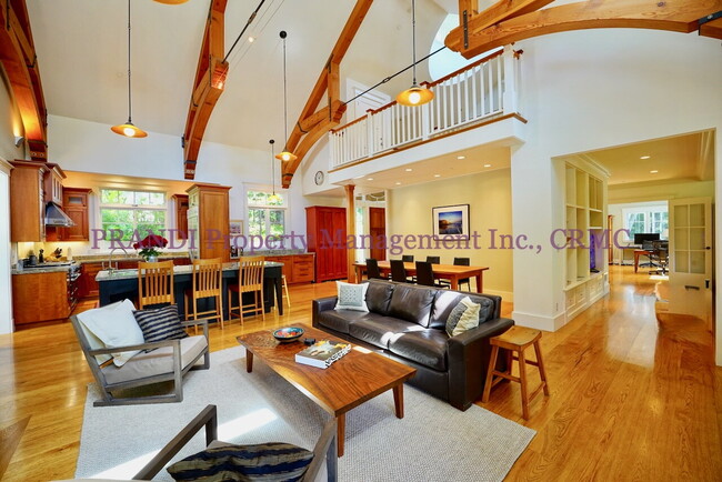 Building Photo - Exquisite Mill Valley Home.
