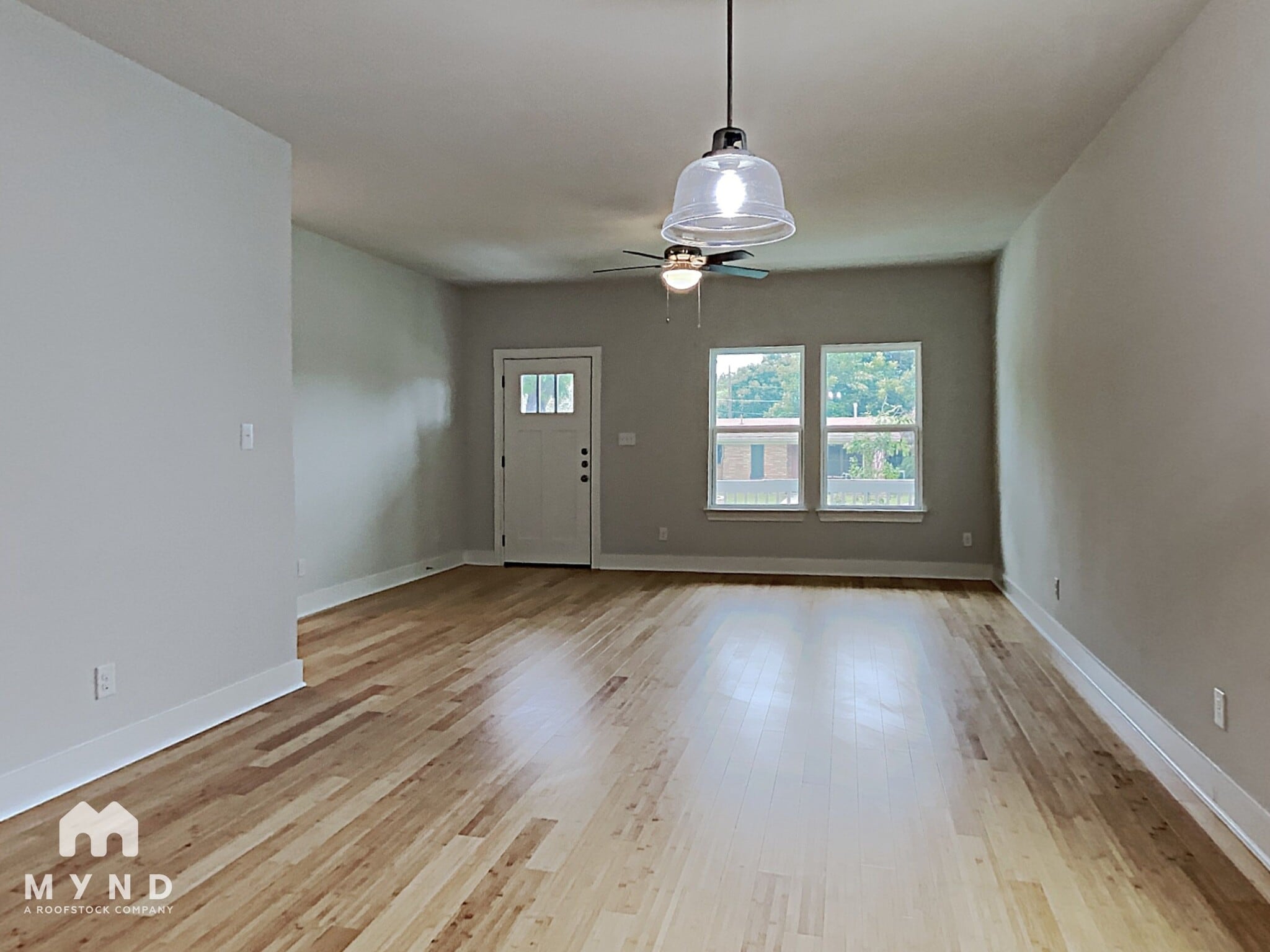 Building Photo - 423 Channing Ave