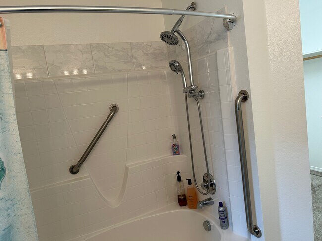 Building Photo - 11416 W Colorado River St