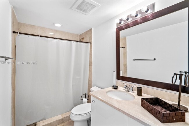 Building Photo - 19400 Turnberry Way