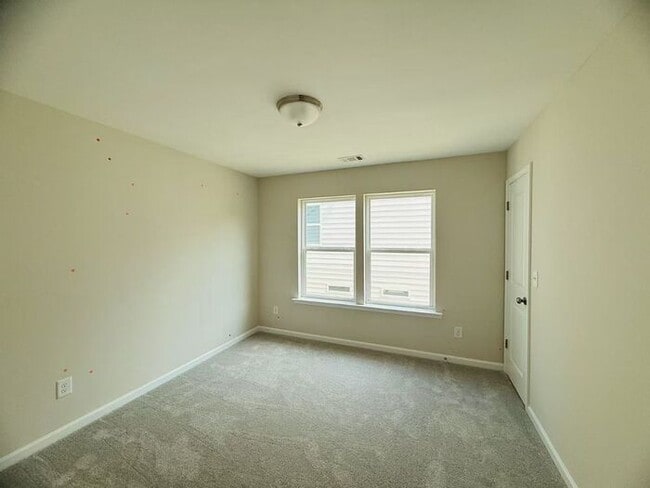 Building Photo - 4220 Easter Lily Ave