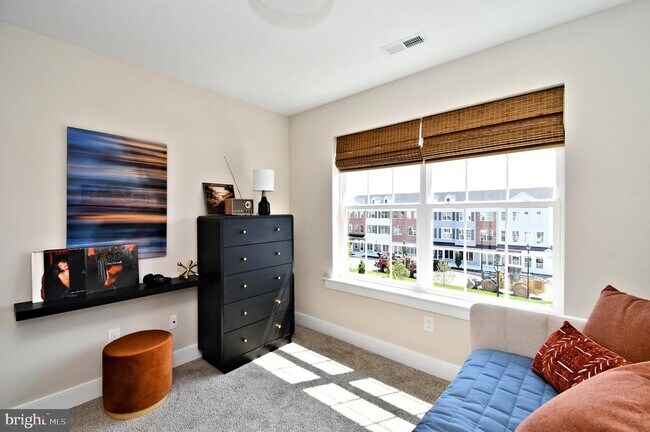 Building Photo - 200 Souders Wy