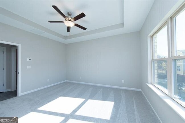 Building Photo - 272 Commons Ave