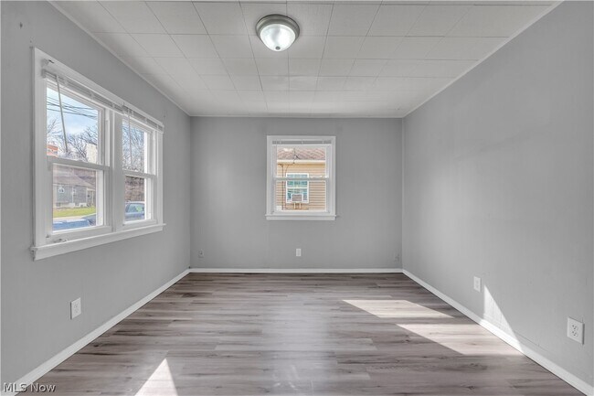 Building Photo - 1771 E 37th St