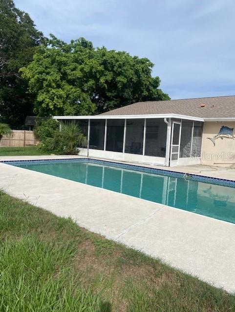 Building Photo - 526 Belmist Ct