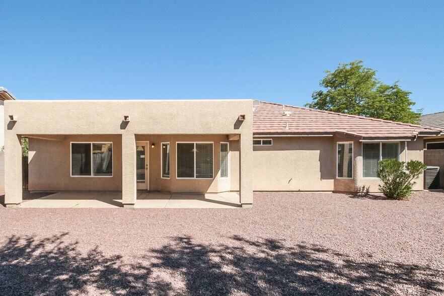Building Photo - 3591 E Magnus Dr