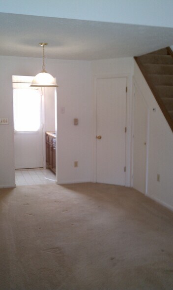 Building Photo - 222 N Pennsylvania Ave