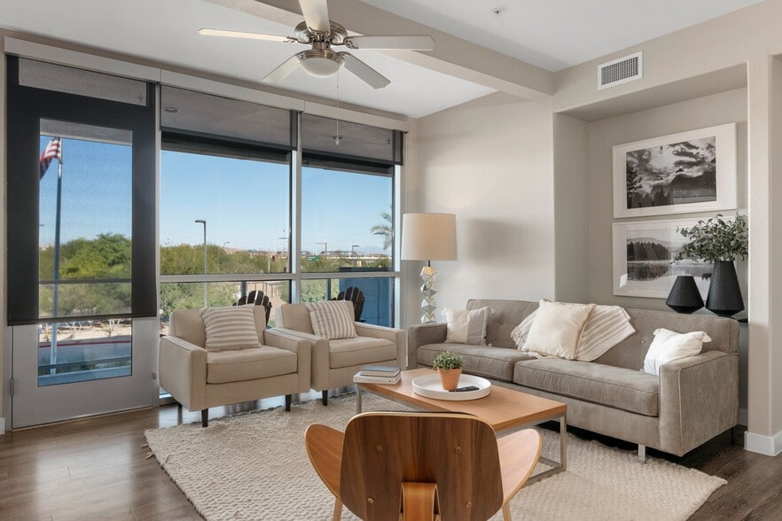 Building Photo - Skywater at Tempe Town Lake