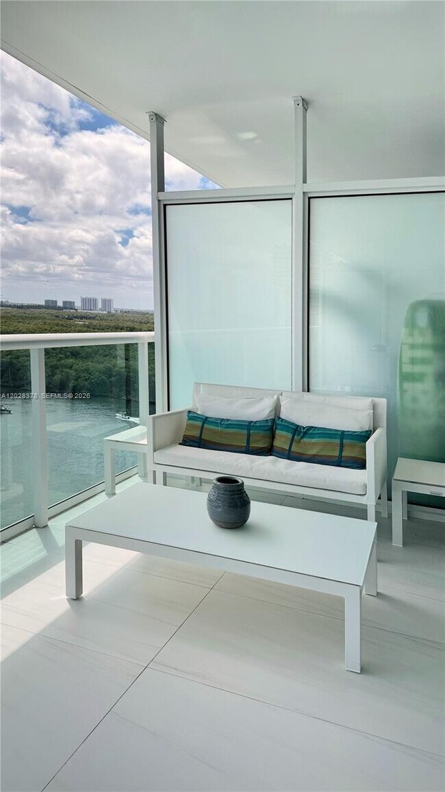 Building Photo - 400 Sunny Isles Blvd