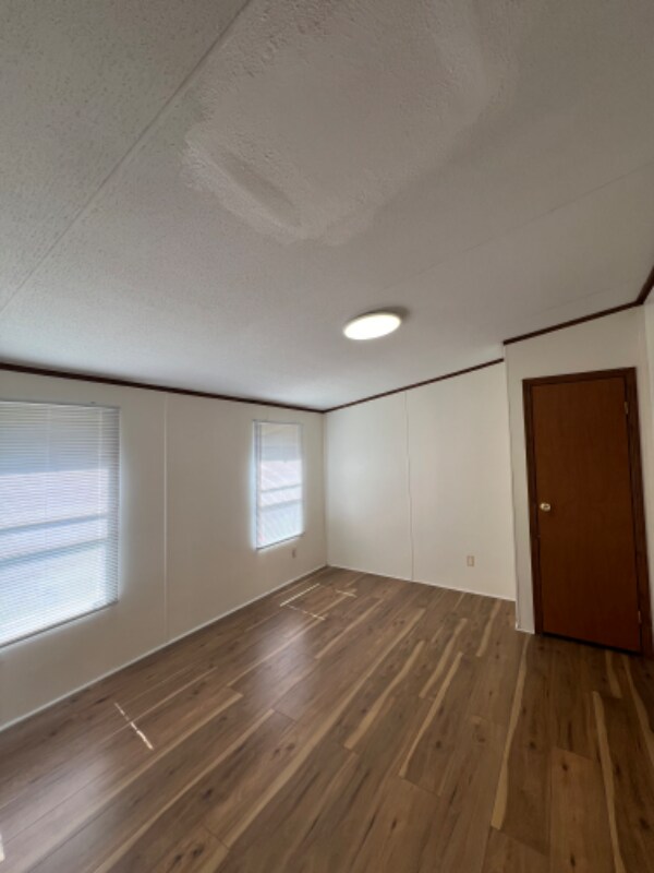 Building Photo - 331 Woodberry Ln