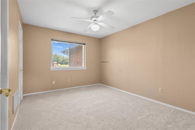 Building Photo - 608 Fairbrook Cir