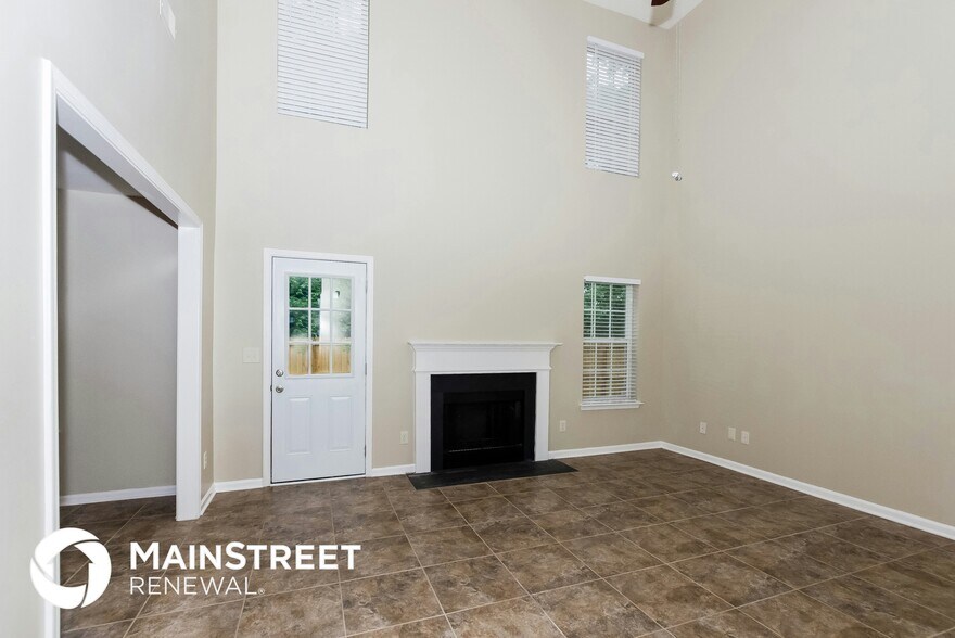 Building Photo - 7929 Bristle Ln