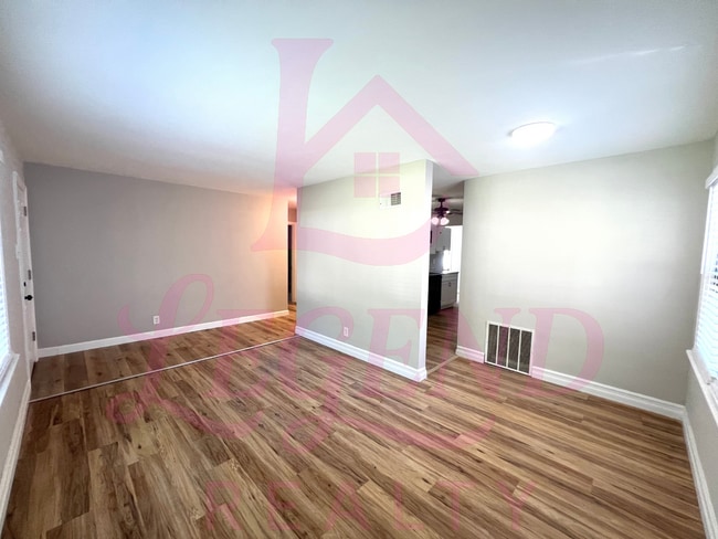 Building Photo - Updated 3-Bedroom Home with Garage & Spacious Yard