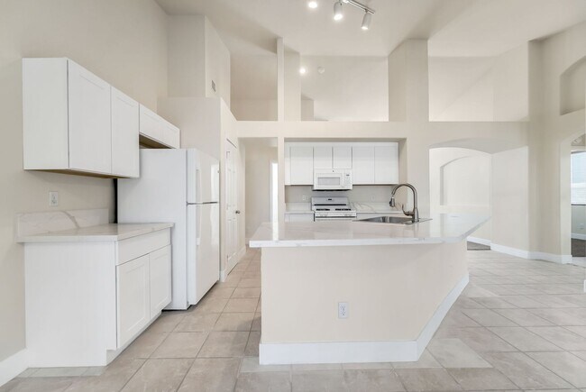 Building Photo - Single-Story Seven Hills Retreat with Stunning City & Mountain Views!