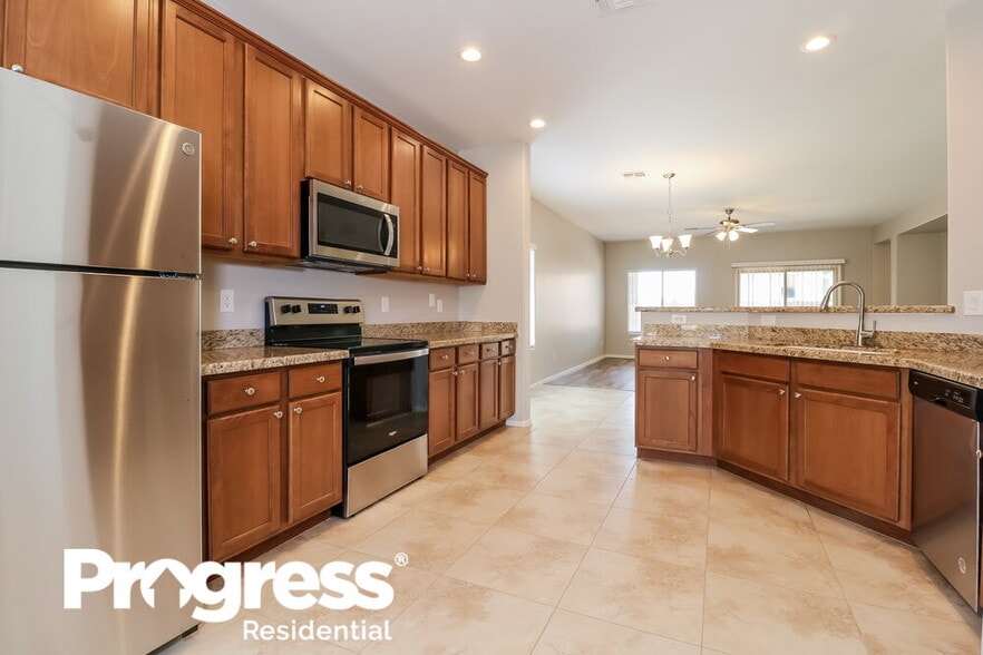 Building Photo - 23851 W Gibson Ln