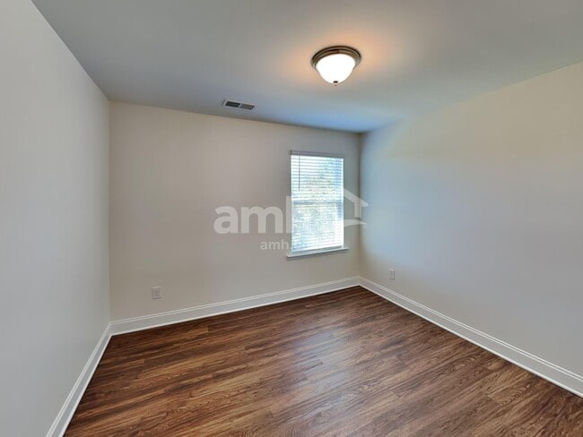 Building Photo - 108 Cairo Ct