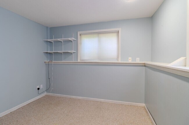 Building Photo - 154 Homestead Ln