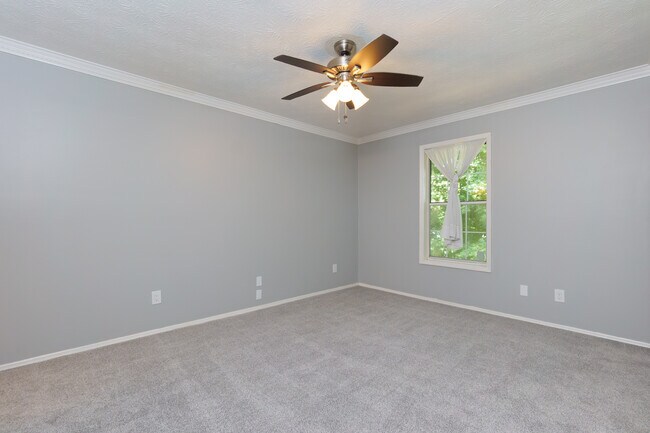 Building Photo - 1003 Country Park Dr