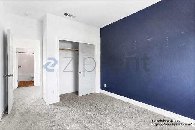 Building Photo - 823 Blue Oak Lane W