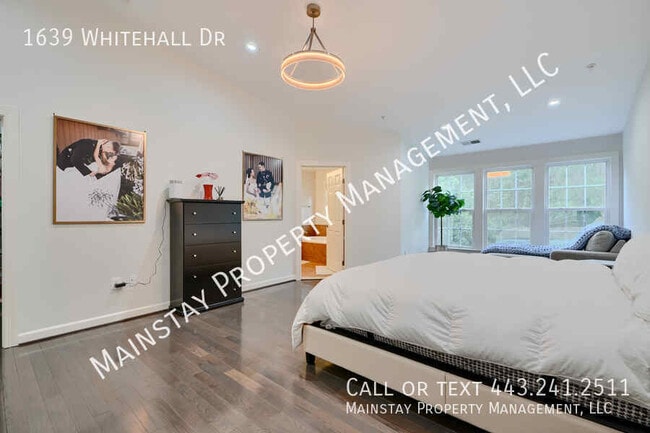 Building Photo - 1639 Whitehall Dr