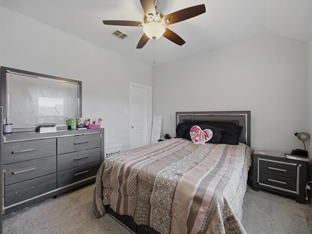Building Photo - 420 Milverton Dr