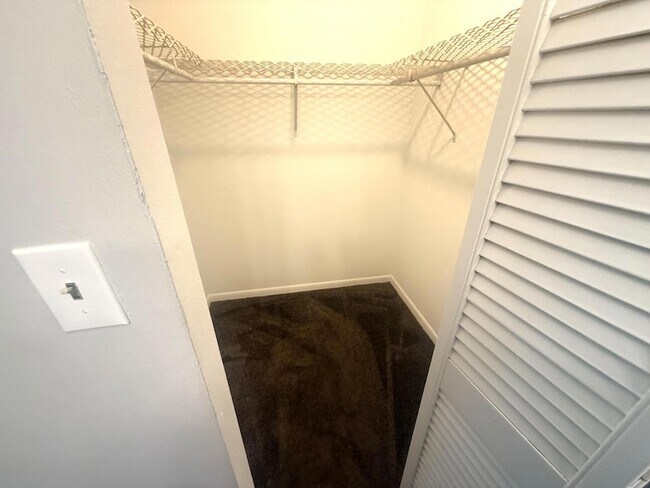 Building Photo - 3360 Spanish Moss Terrace