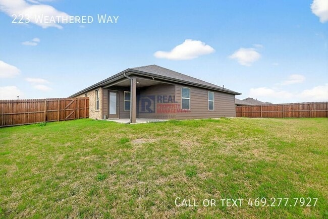 Building Photo - 223 Weathered Wy