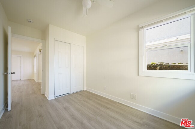 Building Photo - 229 E 85th St