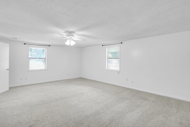 Building Photo - 2222 Bacon Park Dr