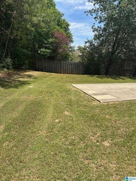 Building Photo - 241 Old Cahaba Trail