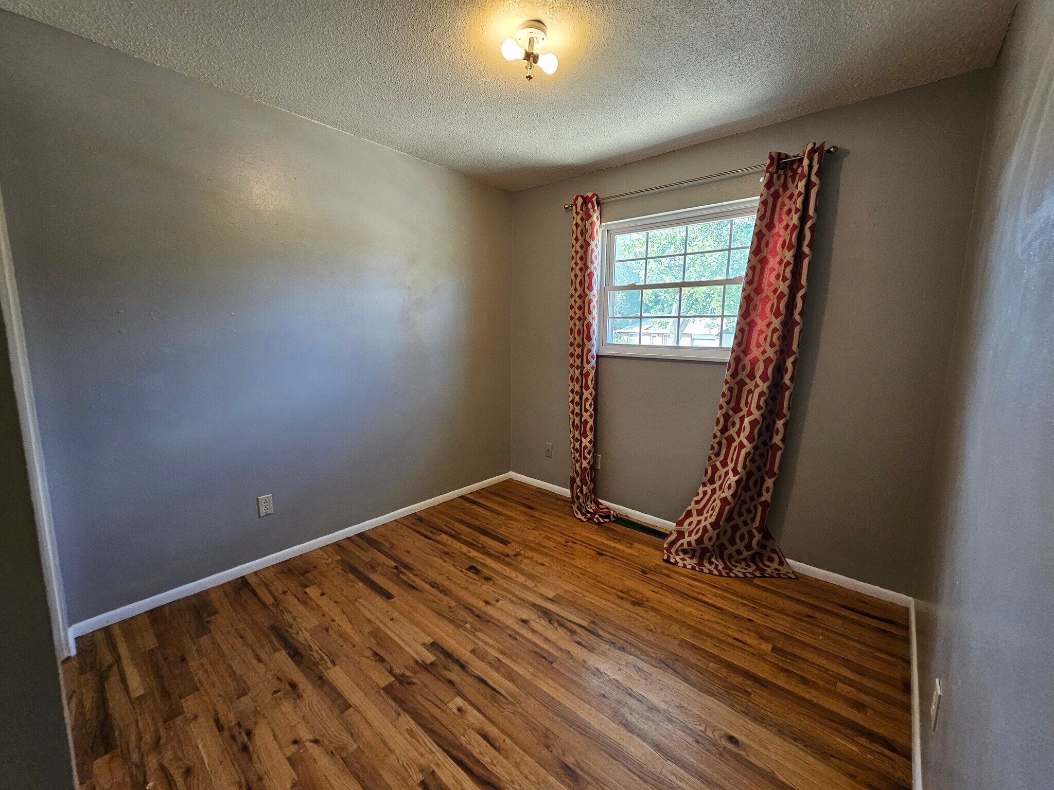 Building Photo - 3627 Mesa Grande Dr
