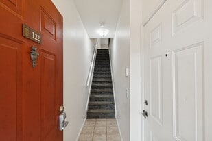 Building Photo - 2151 Chianti Pl