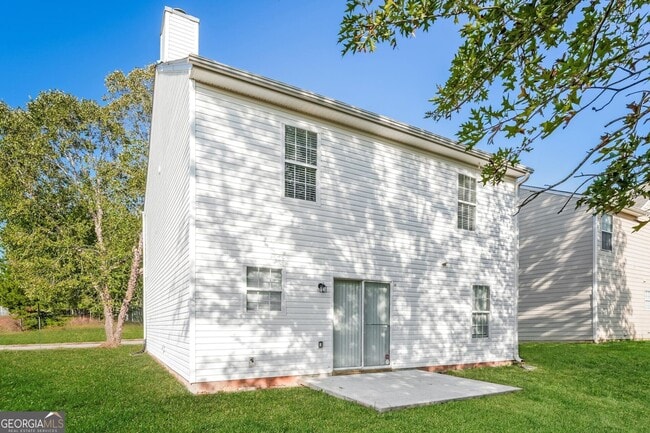 Building Photo - 4310 Chestnut Lake Ave