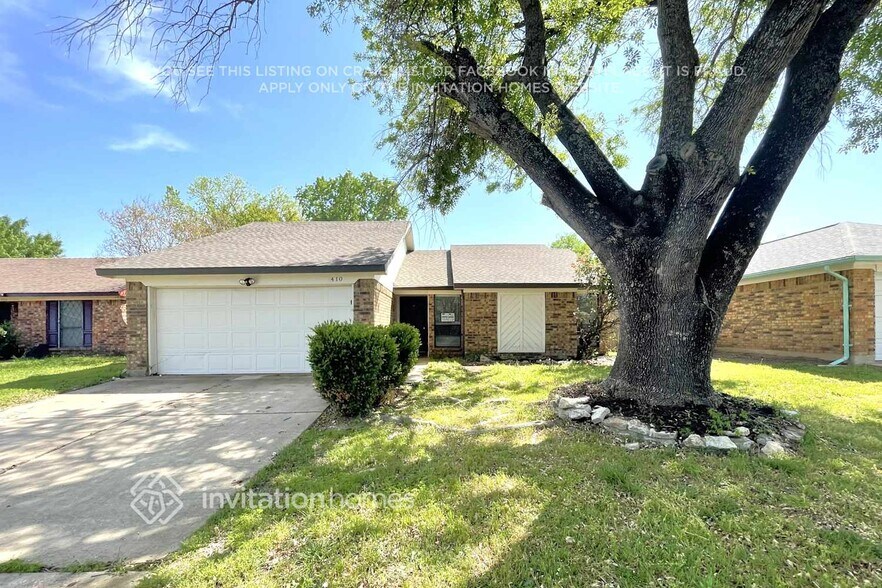 Primary Photo - 410 Revolution Ln
