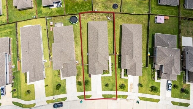 Building Photo - 1234 Lone Pine Dr