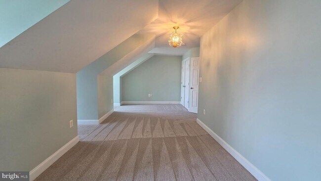 Building Photo - 3547 Goddard Way