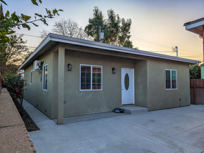 Front of the house - 4016 Josephine St