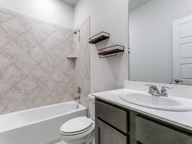 Building Photo - 4120 Spur Trail Dr