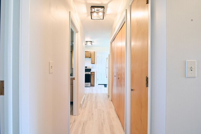 Building Photo - 272 WY-335