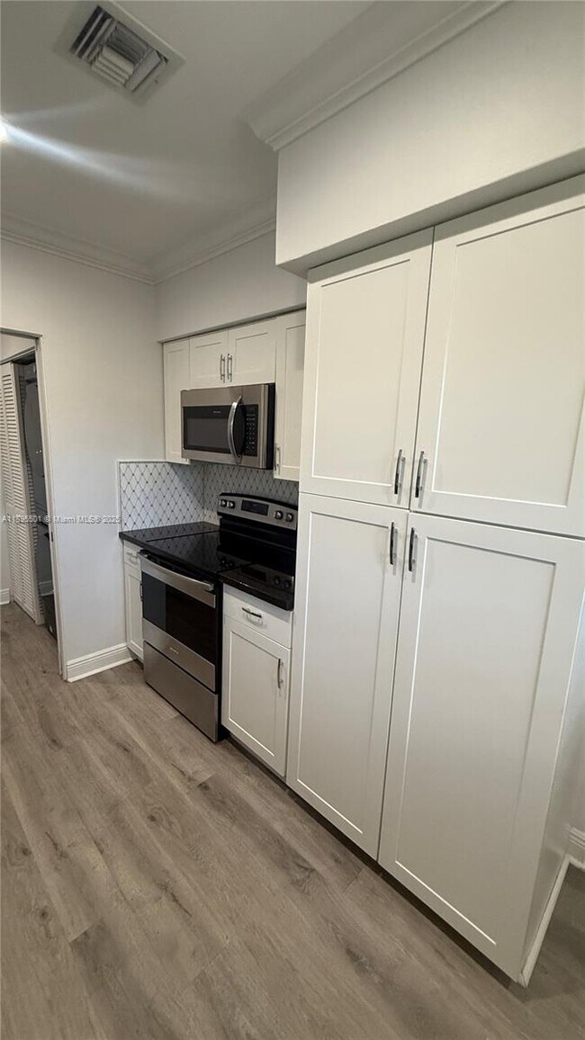 Building Photo - 1209 Campo Sano Ave