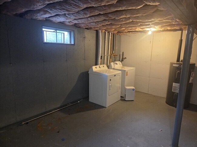Building Photo - 0 Town House Ct