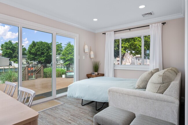 Building Photo - 771 Jane Dr