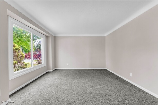 Building Photo - 17801 Grovewood Ave