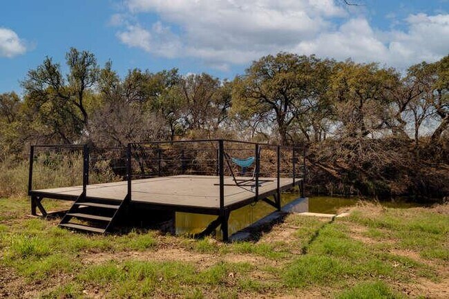 Building Photo - 614 Pecan Creek Dr