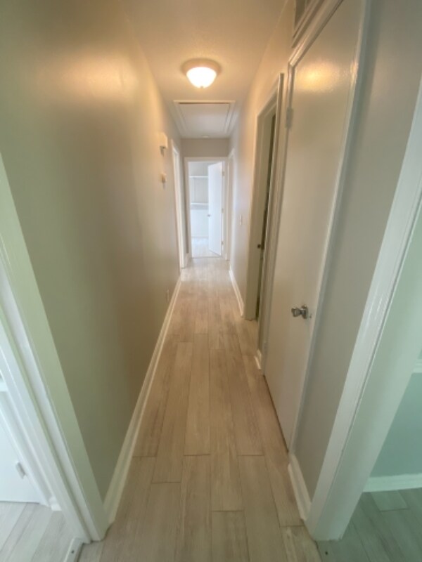 Building Photo - 5912 Wintergreen Dr