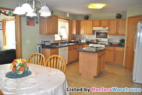 Building Photo - 21354 Idaho Ave