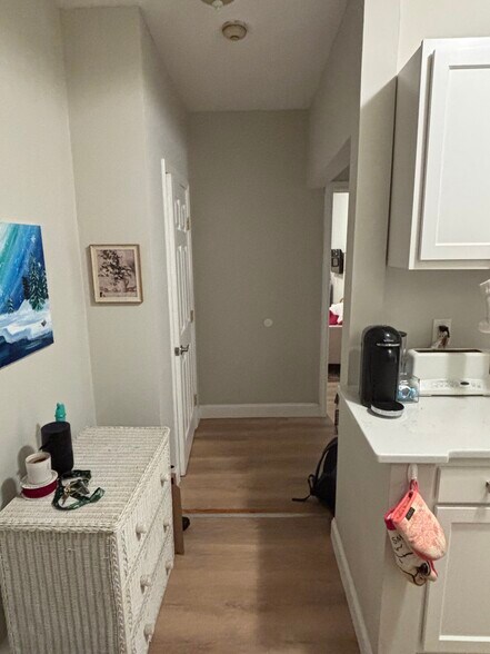 Building Photo - 111 Norway St