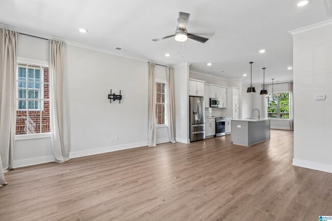 Building Photo - 4780 Silas Ave