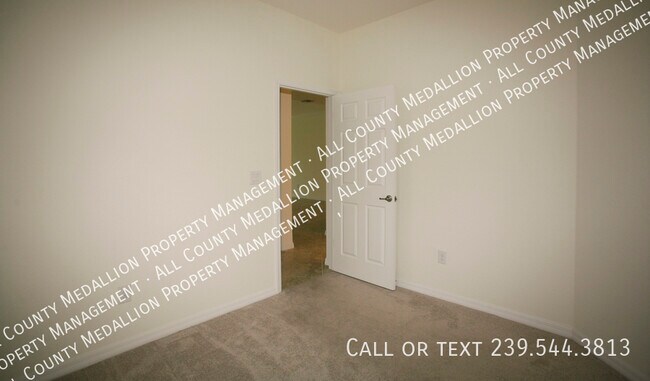 Building Photo - 4155 Bisque Ln