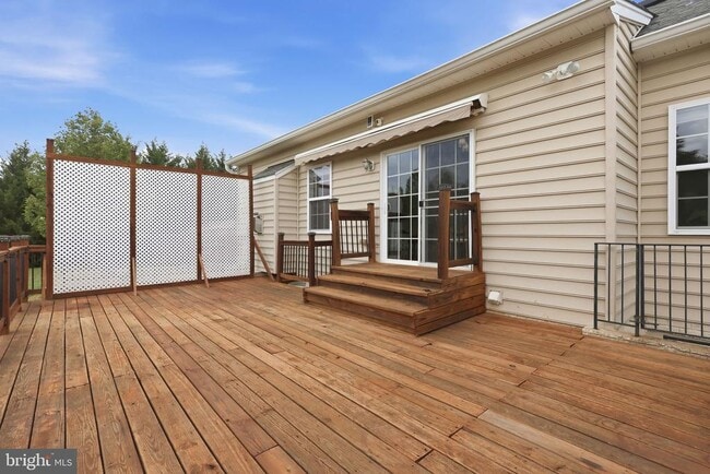 Building Photo - 320 Timber Mill Ln
